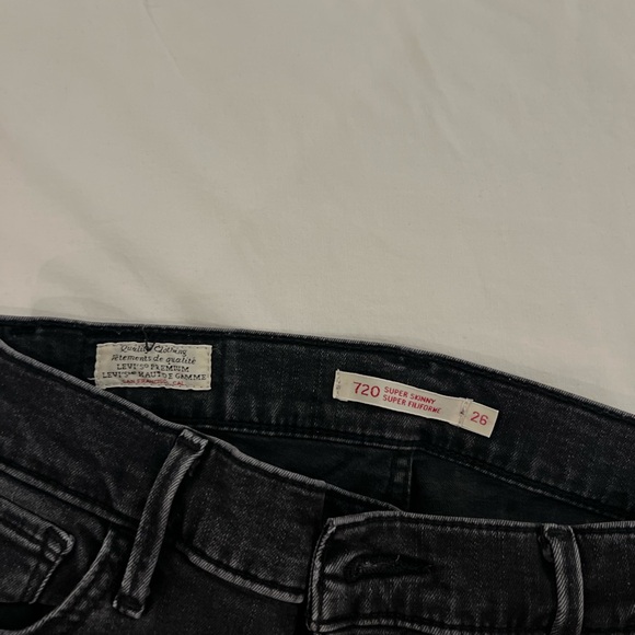 Levi’s 720 Jeans - Picture 2 of 3